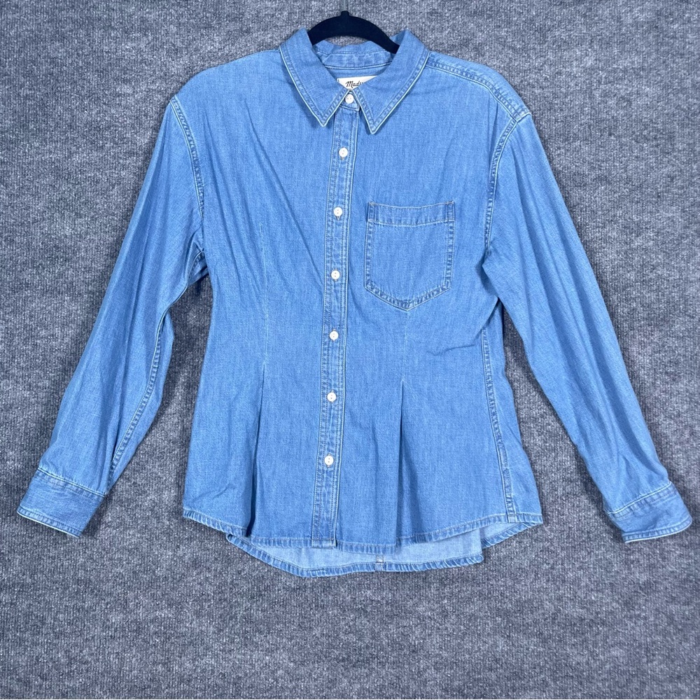 Madewell Womens Small Blue Chambray Pleated Jeans Casual Button Down Long Sleeve